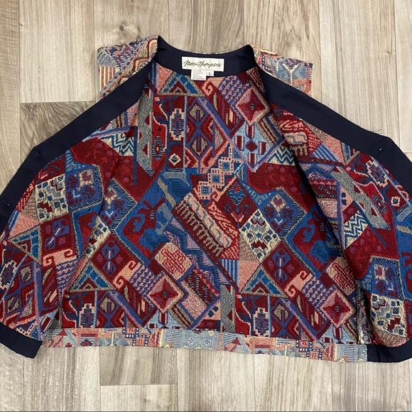 Norm Thompson Women’s L Tapestry Weave MOP Button Front Vest PRISTINE! - Picture 4 of 5